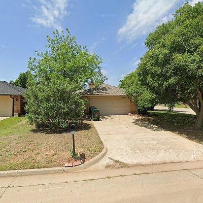 10025 Carnie Cir, Yukon, OK 73099