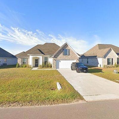 1175 Barrington Dr, Covington, LA 70435