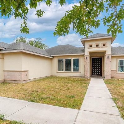 118 Alfonso Flores Dr, Edinburg, TX 78542