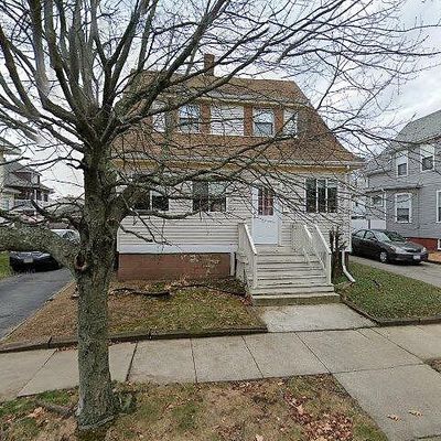 12 Graves Ave, Lynn, MA 01902