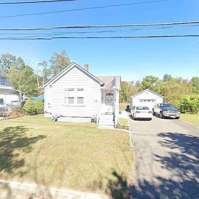 12 W Dey St, Englishtown, NJ 07726