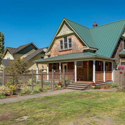 1226 Tremont St, Port Townsend, WA 98368