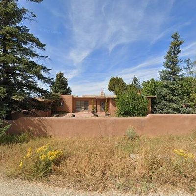 1242 Madrid Rd, Santa Fe, NM 87505