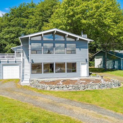 1108 S Chadwick Court, Coupeville, WA 98239