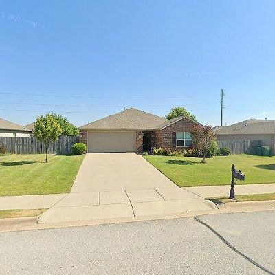 1331 Persimmon St, Centerton, AR 72719