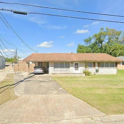 1419 Acadian Dr, Houma, LA 70363