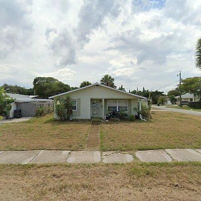 1431 N Grandview Ave, Daytona Beach, FL 32118