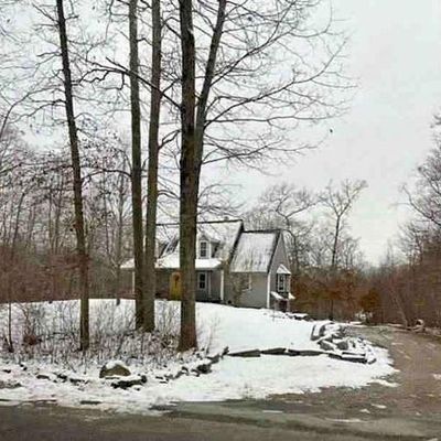 1436 E Wallum Lake Rd, Pascoag, RI 02859