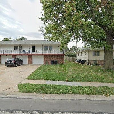 12611 Weir St, Omaha, NE 68137