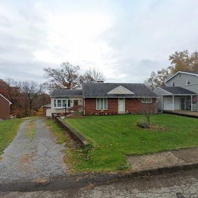 1267 Meadow Dr, Aliquippa, PA 15001