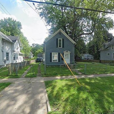 127 Bates St, Jackson, MI 49202