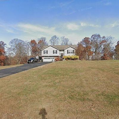 1295 Martins Glen Ln, Johnson City, TN 37615