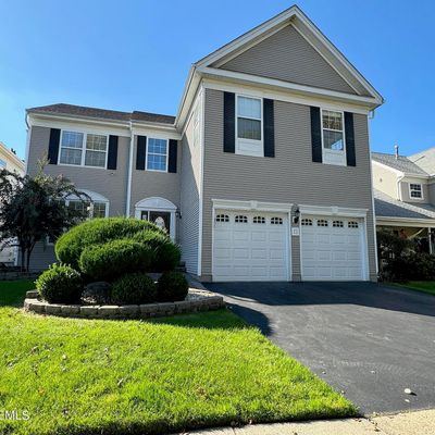 13 Muirfield Dr, Manalapan, NJ 07726