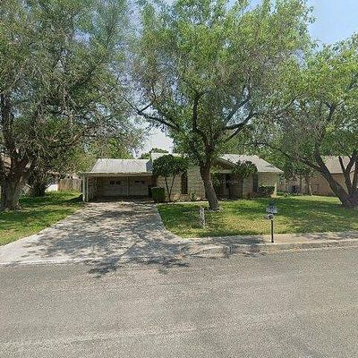 130 Dawn Dr, Boerne, TX 78006