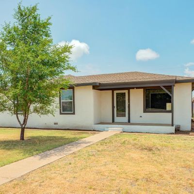 1307 Avenue D, Abernathy, TX 79311