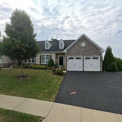 132 Twilight Dr, Canonsburg, PA 15317