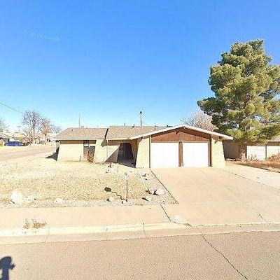 1610 W Briscoe Ave, Artesia, NM 88210