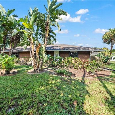 1665 Galilean Ln, Sebastian, FL 32958