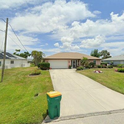 17 Bunker Pl, Rotonda West, FL 33947