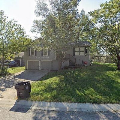 1508 Maple Ln, Pleasant Hill, MO 64080