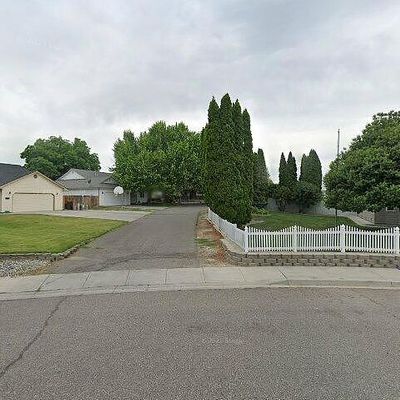 1512 W 24 Th Loop, Kennewick, WA 99337