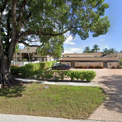 1517 Chesapeake Ave, Naples, FL 34102