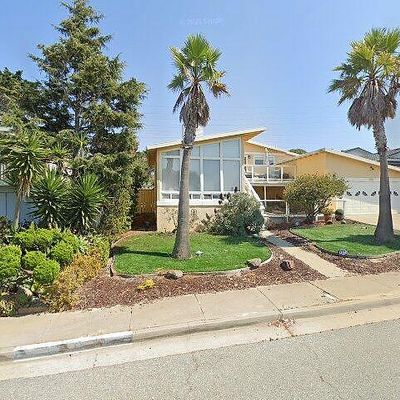 1520 Mescal St, Seaside, CA 93955