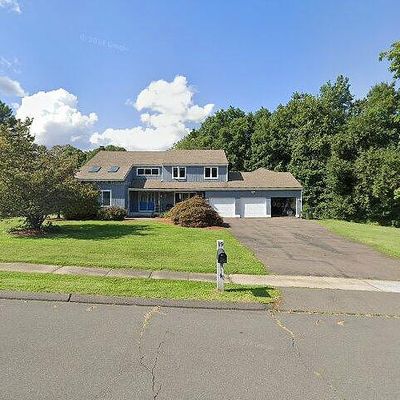 19 River Gate Ln, East Berlin, CT 06023