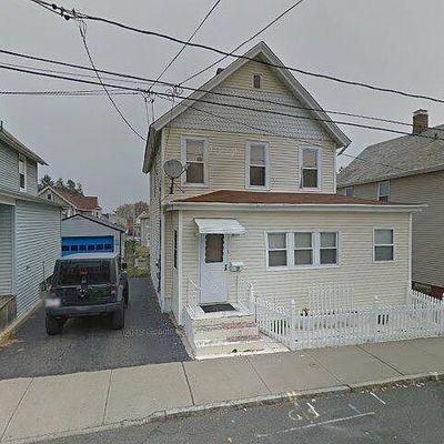 19 Springdale Ave, Holyoke, MA 01040