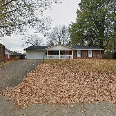 1911 Weissinger Ln W, Cape Girardeau, MO 63701