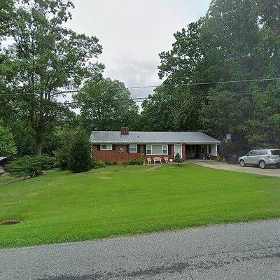 2006 Lambert Dr, Asheboro, NC 27205