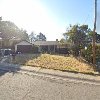 1733 Regent Ave, Redding, CA 96001