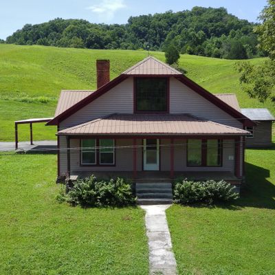 1752 Clinch River Cir, Sneedville, TN 37869