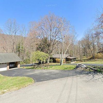 1759 Holton Ave E, Big Stone Gap, VA 24219