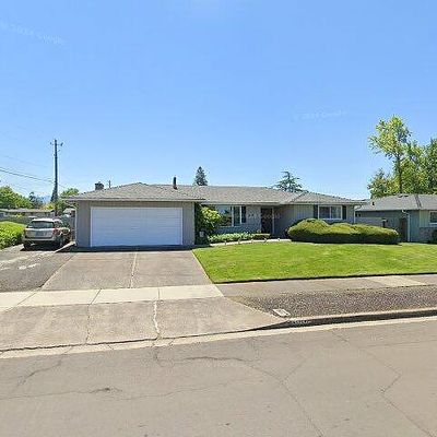 1758 Yukon Ave, Medford, OR 97504