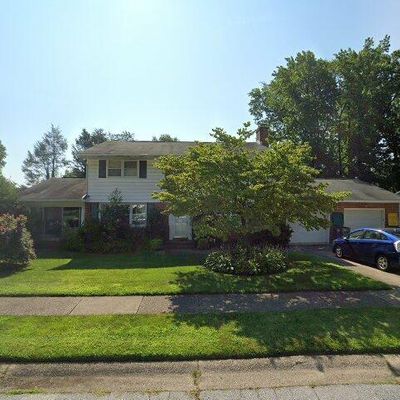 18 S Cliffe Dr, Wilmington, DE 19809