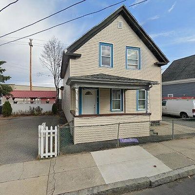 18 State St, Lawrence, MA 01843