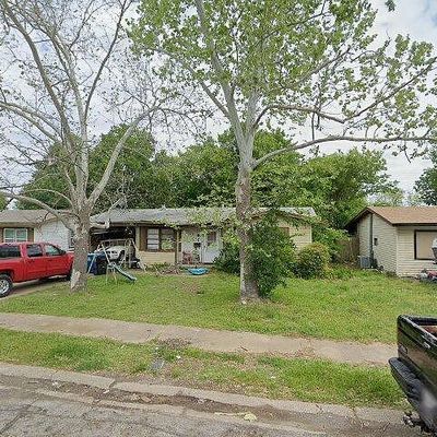 1805 Ridgewood Rd, Denison, TX 75020