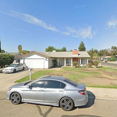 1809 S Pride St, Visalia, CA 93277