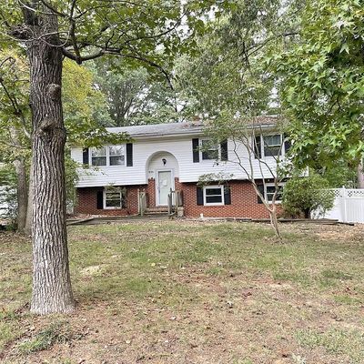 21491 Lynn Dr, Lexington Park, MD 20653