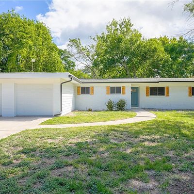 2301 Charboneau Street, Waco, TX 76710