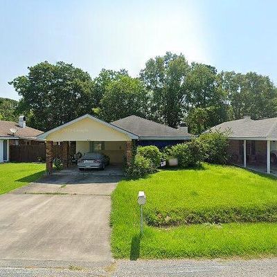 231 Caledonia Dr, Lafayette, LA 70508