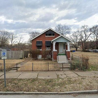 2036 E De Soto Ave, Saint Louis, MO 63107