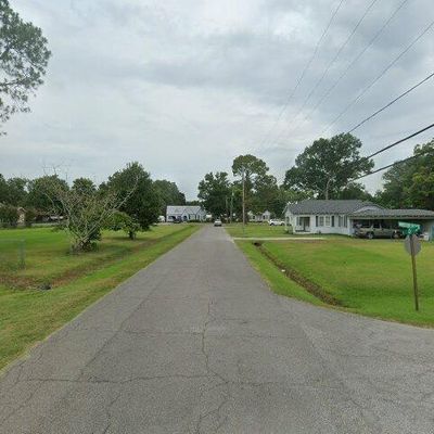 208 E D St, Rayne, LA 70578