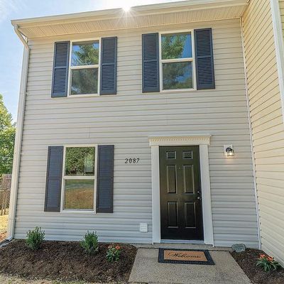 2087 Commonwealth Dr, Charlottesville, VA 22901