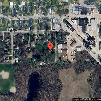 210 Short St Se, Caledonia, MI 49316