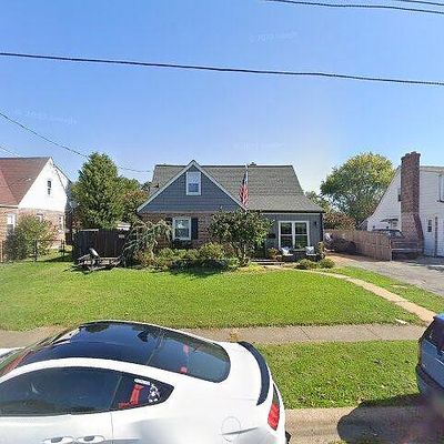 211 Fenwick Ave, Wilmington, DE 19804