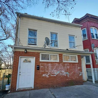 253 Van Duzer St, Staten Island, NY 10304