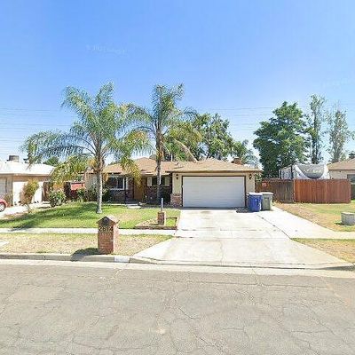 2614 W Norwich Ave, Fresno, CA 93705