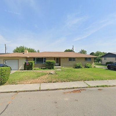 2702 W 8 Th Pl, Kennewick, WA 99336